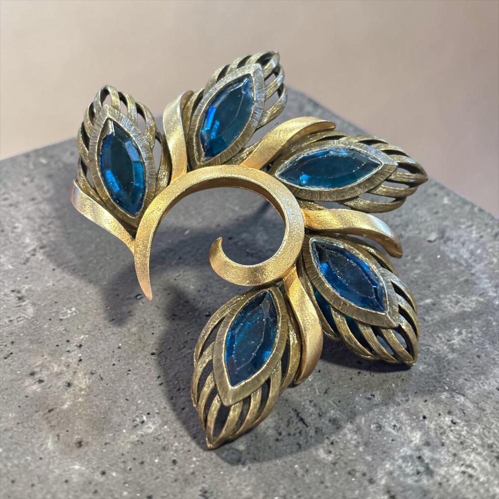 Blue Peacock Feather Brooch Jewel Glass Gold Tone Mid Century Statement Pin